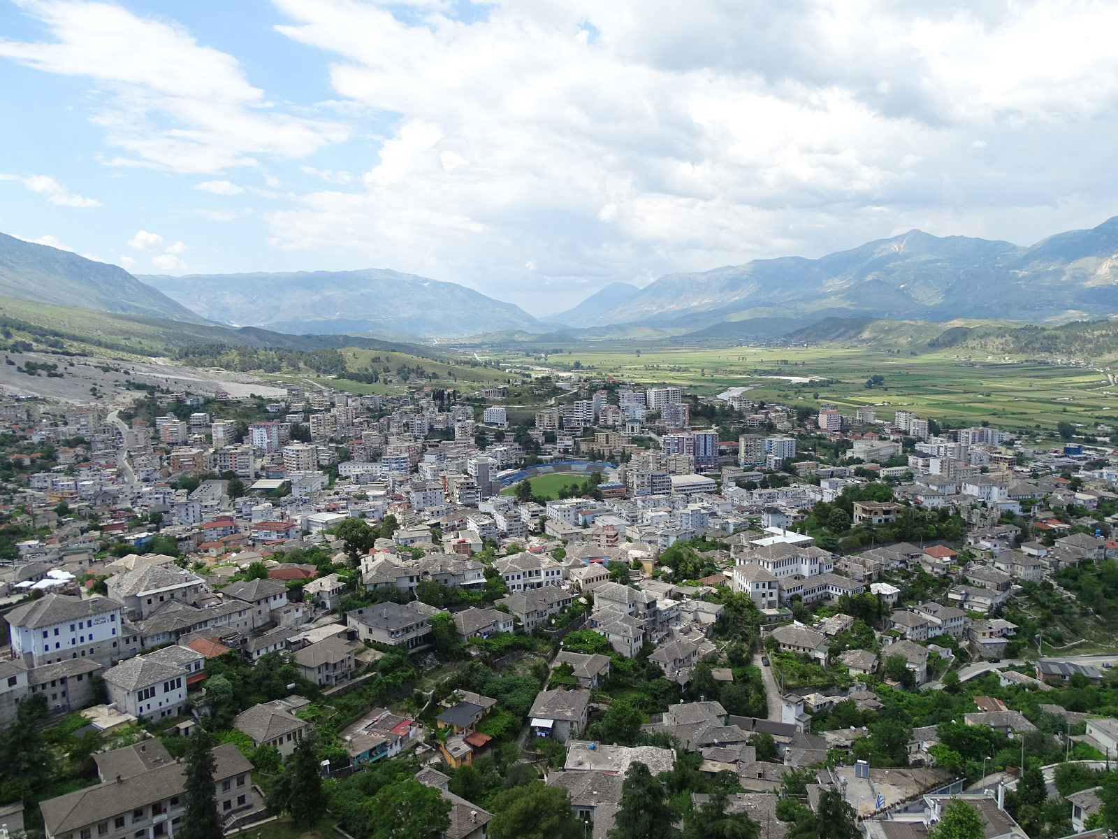 Gjirokastra (Photo license: CC BY 2.0)